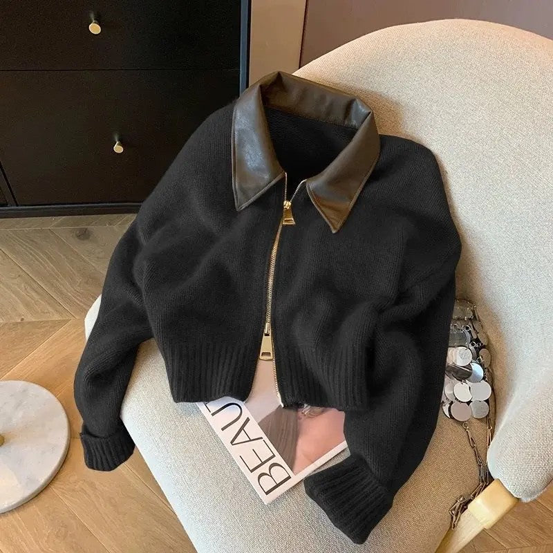 Chiara | Cropped Contrast-Collar Zip Cardigan