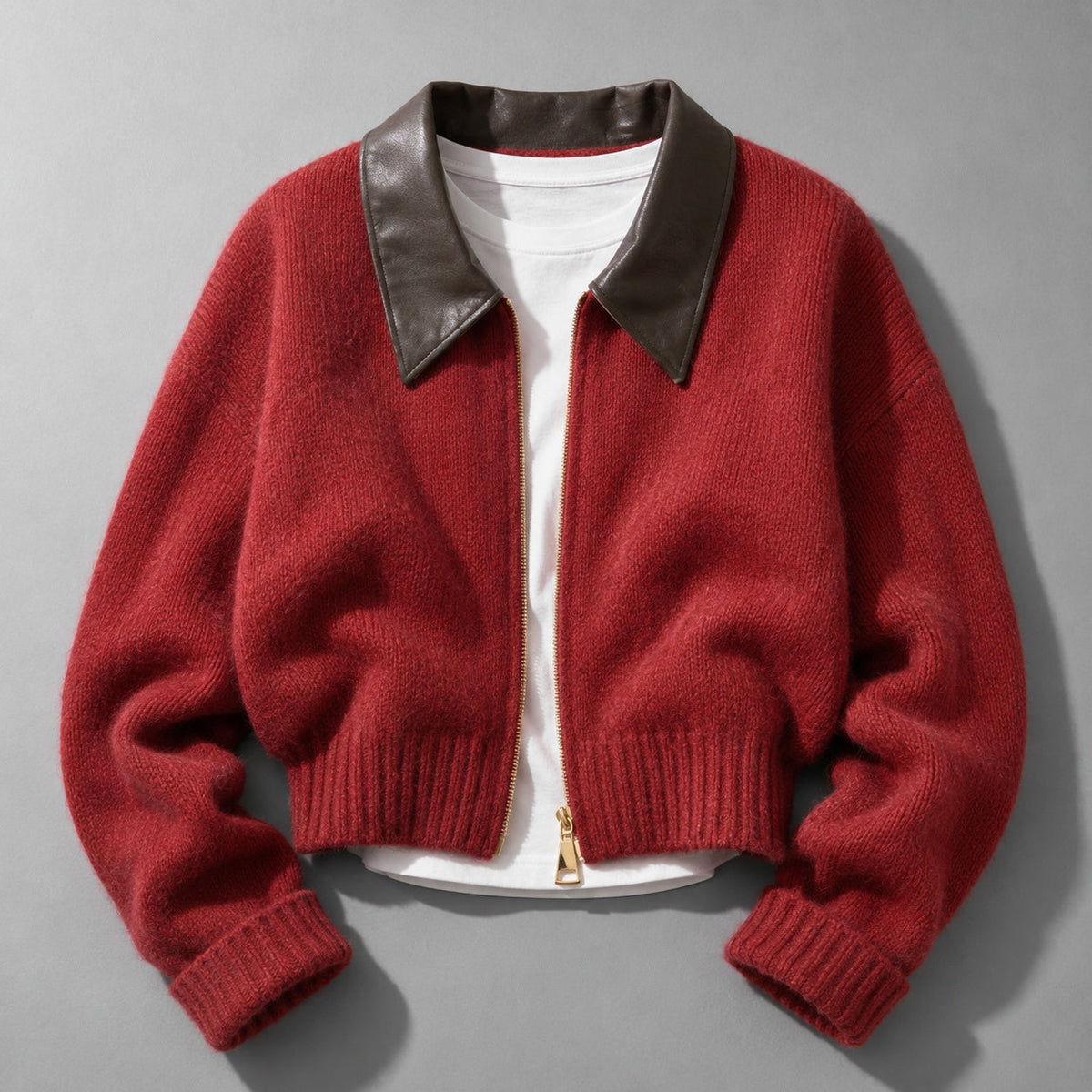 Chiara | Cropped Contrast-Collar Zip Cardigan